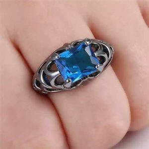 Men’s Aquamarine black gold ring